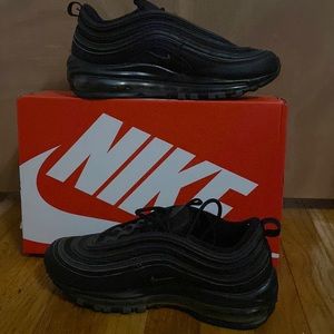 Vapor max 97 black cat